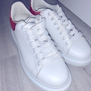 Aunthenic Alexander McQueen Sneakers